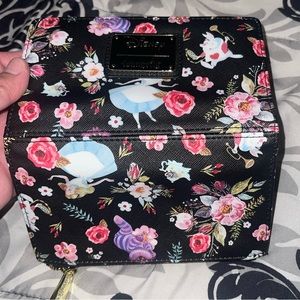 Alice in wonderland black wallet